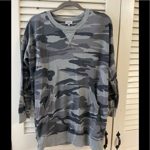 Splendid brand camo sweatshirt dress size xs